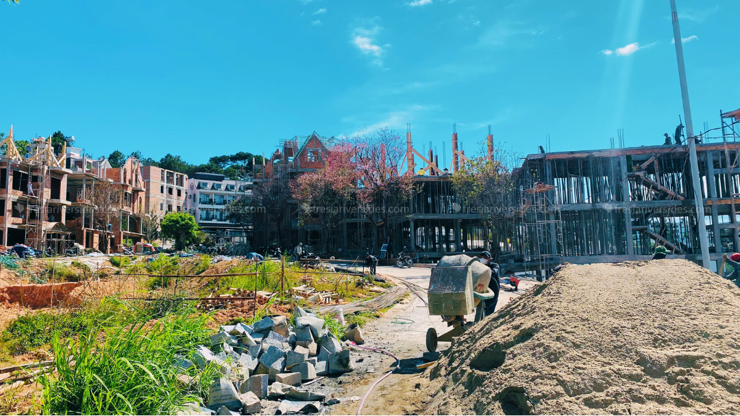 Anh-thuc-te-la-cerise-dalat-villas-moi-nhat-thang-02